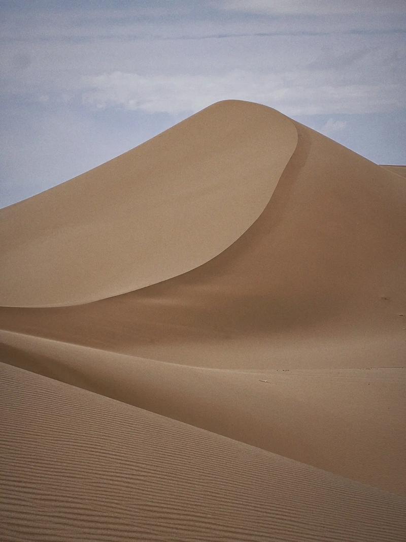 Echoing Sand Mountain in Dunhuang