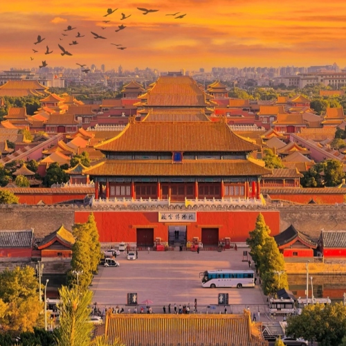 Watch the sunset in the Forbidden City