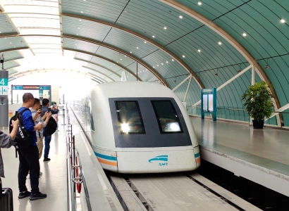 Shanghai maglev train