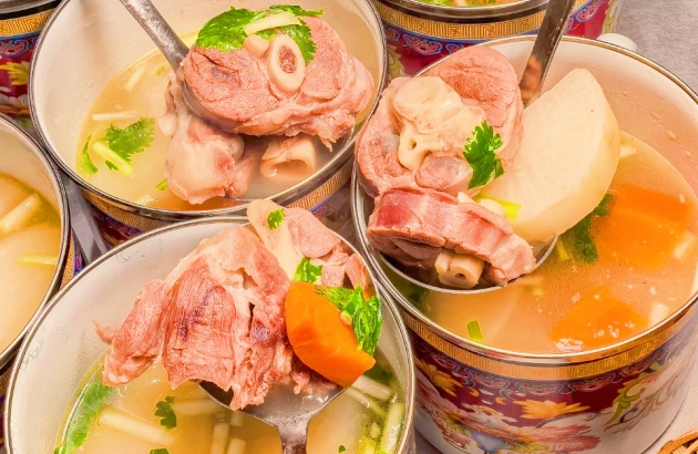 XInjiang Shurpa Lamb Soup