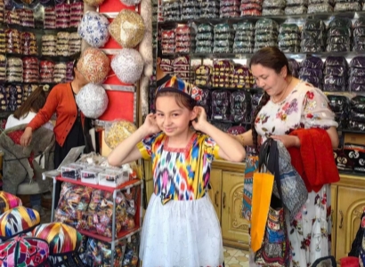 Xinjiang Sunday market