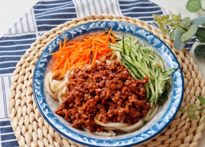 Zhajiangmian