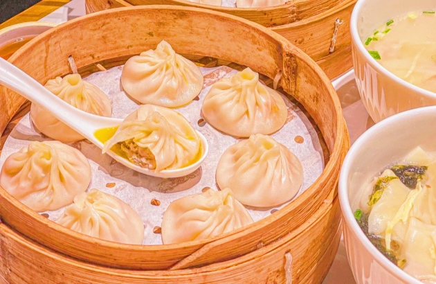 shanghai xiaolongbao soup dumplings