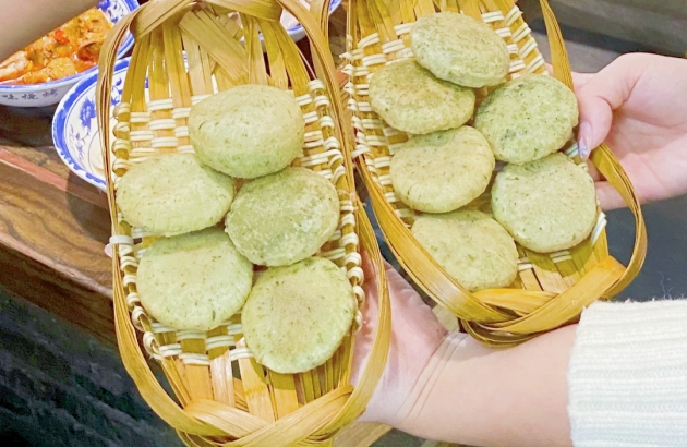 zhangjiajie sticky rice cake
