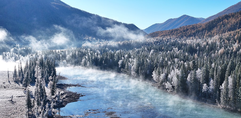 Kanas Lake winter