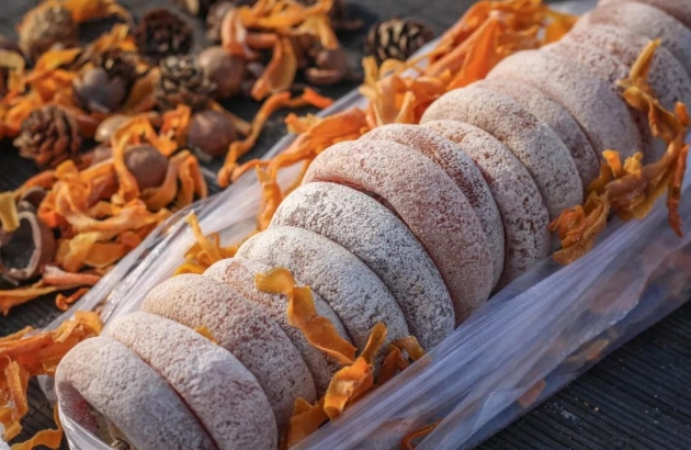 Persimmon Cakes