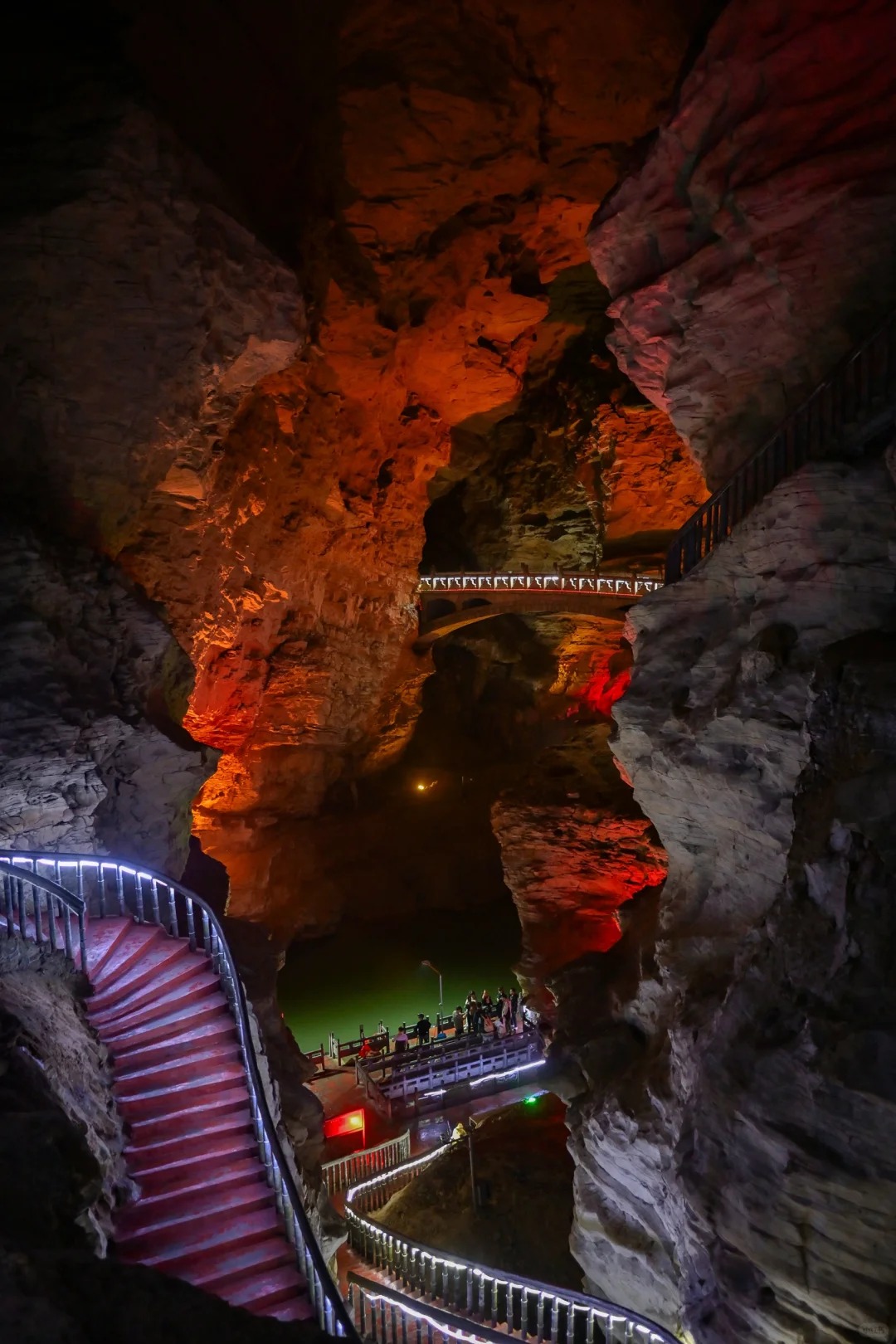 Yellow Dragon Cave