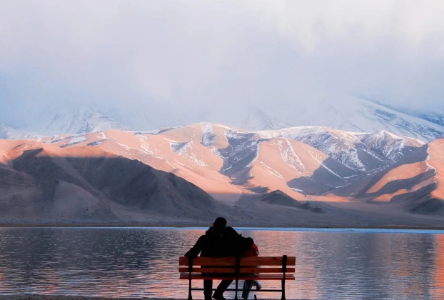 Karakul Lake Travel Guide