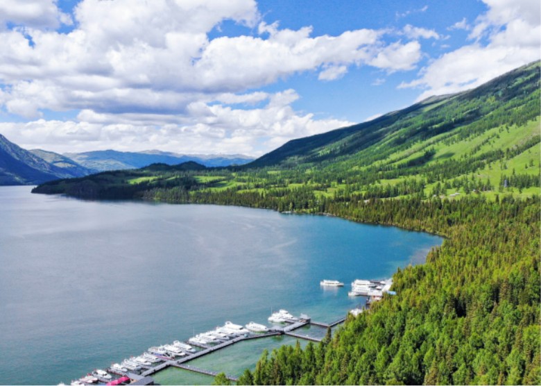 Kanas Lake