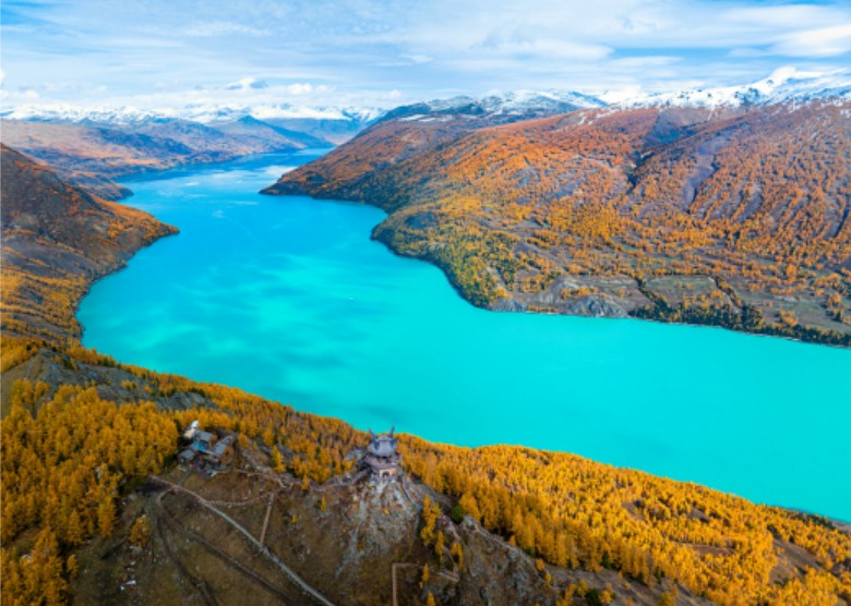 Kanas Lake