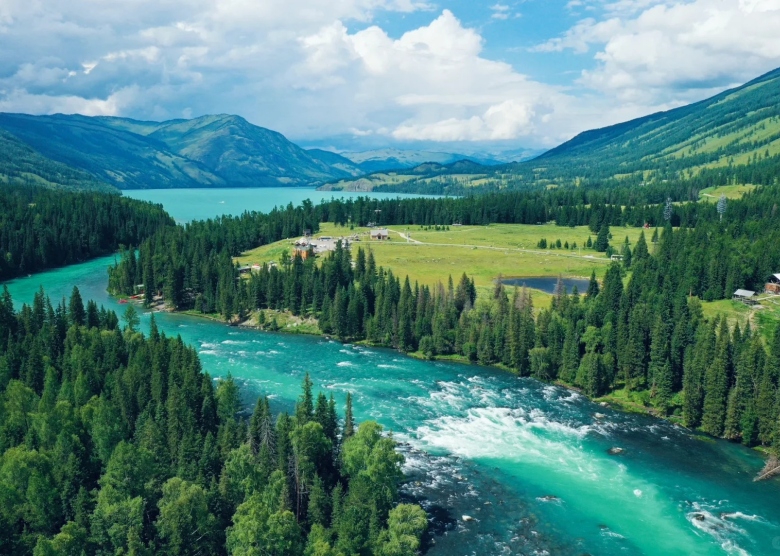 Kanas lake