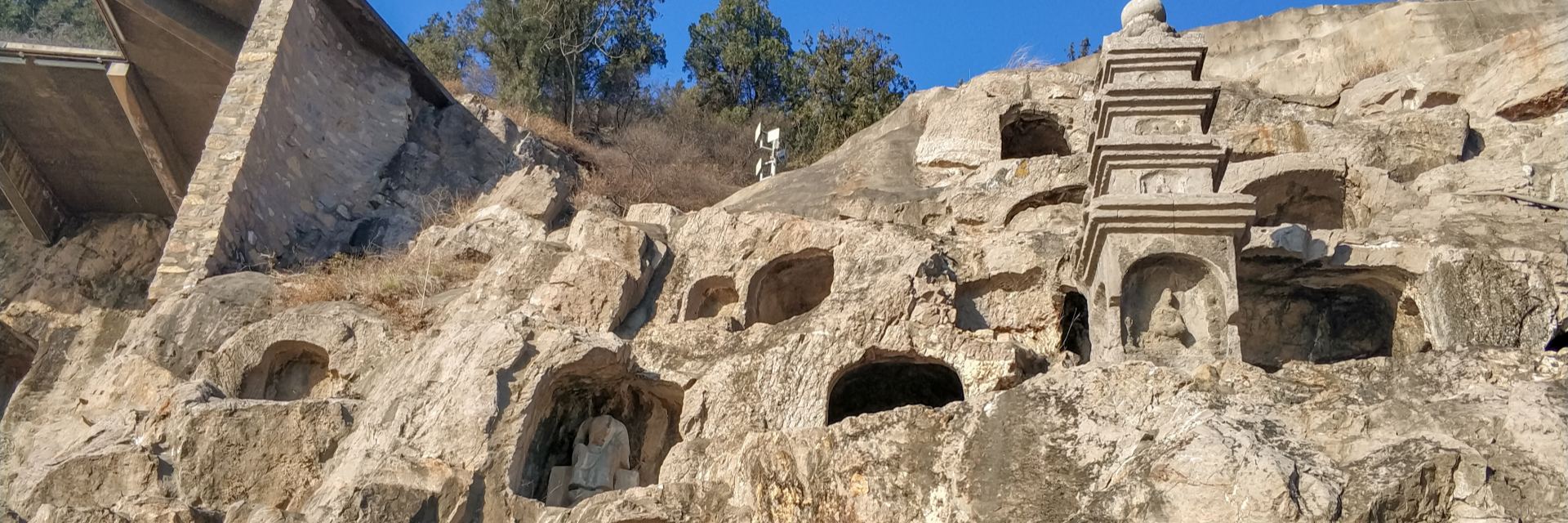 Longmen Grottoes in Luoyang