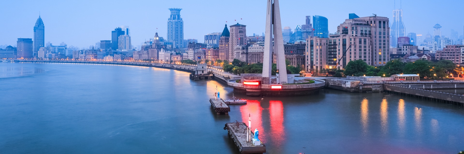 shanghai bund in dawn