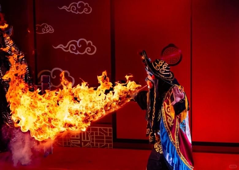 Sichuan opera face-changing