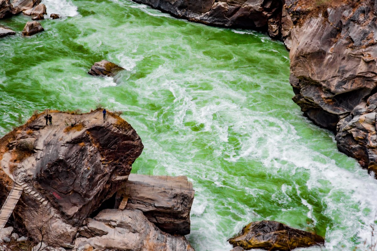 Tiger Leaping Gorge Trekking