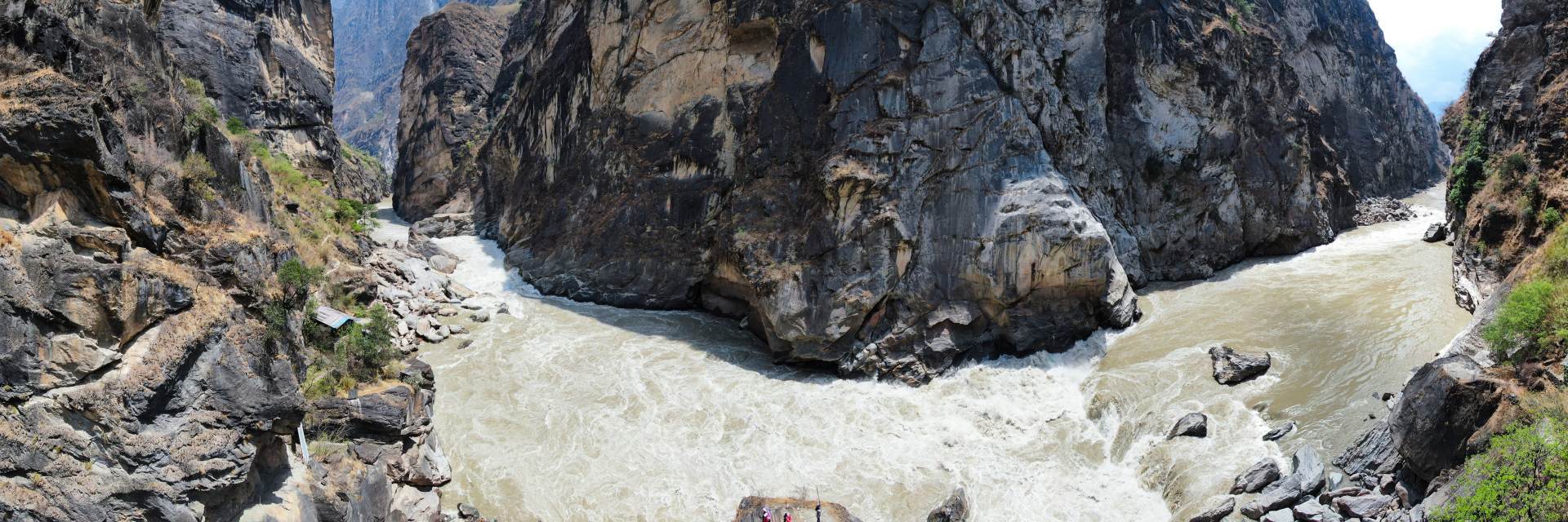 Tiger Leaping Gorge Trekking