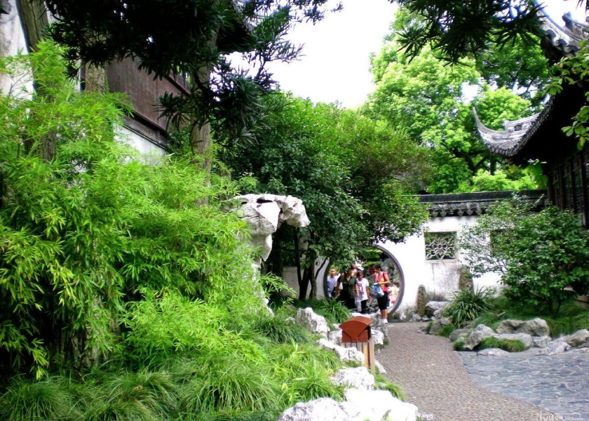 Yu Garden in Spring