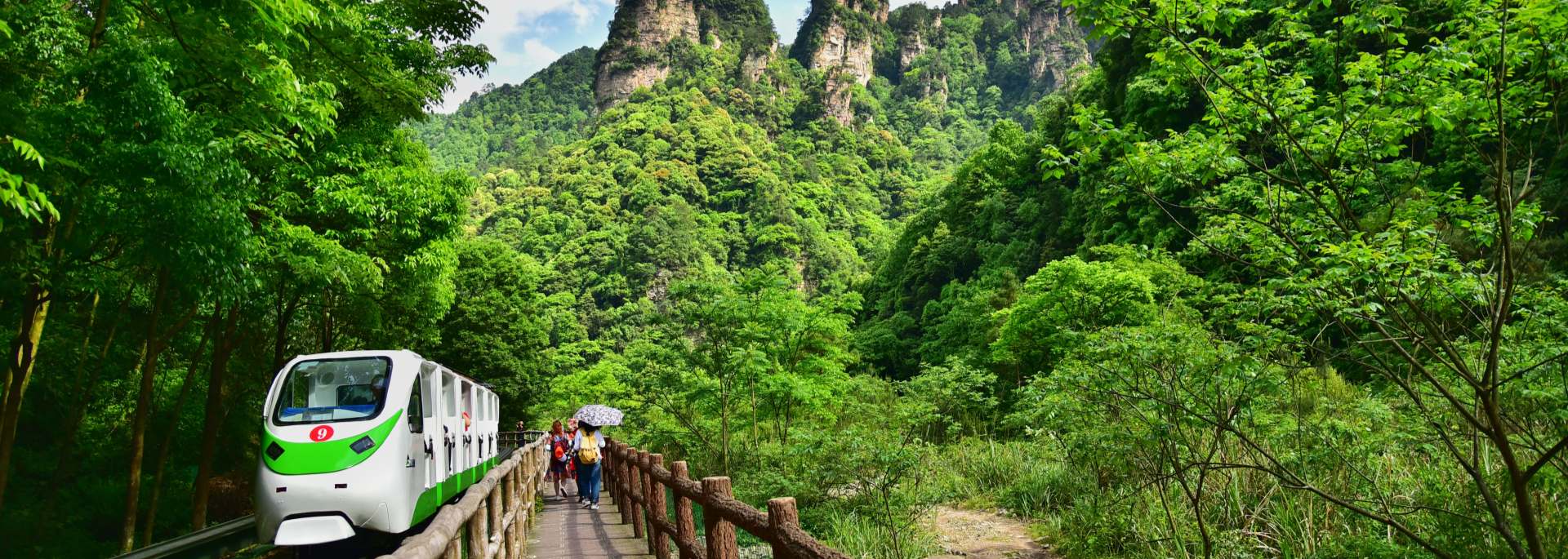 Zhangjiajie Travel Guides