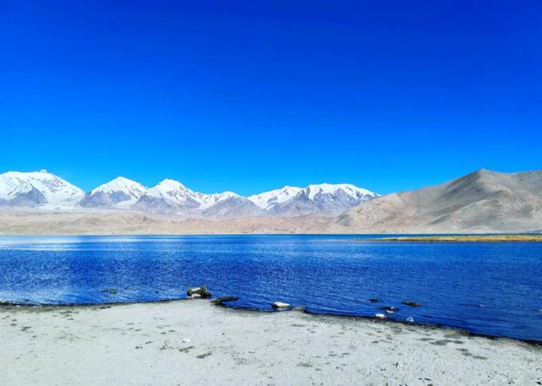 karakul lake