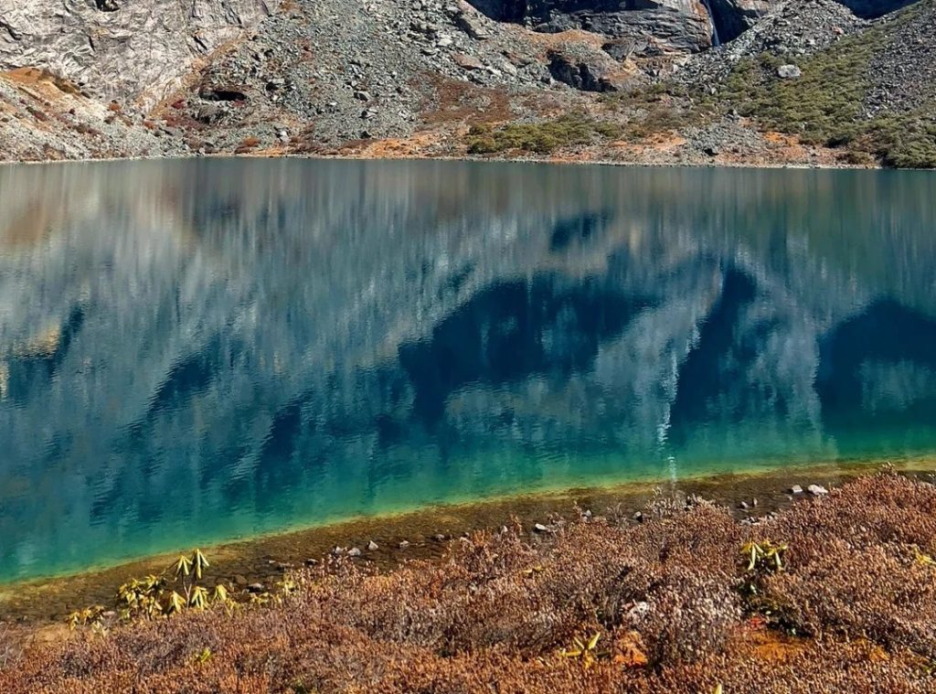 Autumn at Five Colored Beach