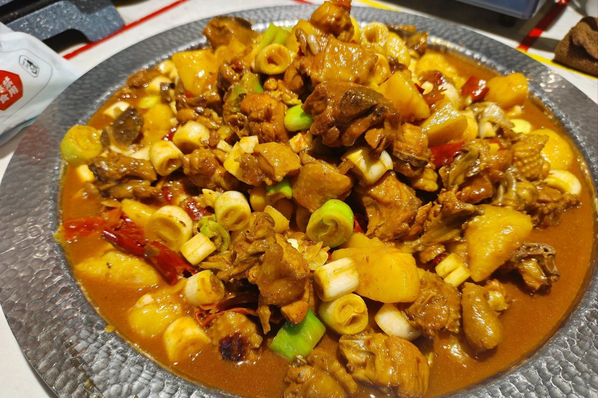 Dapanji (Big Plate Chicken)