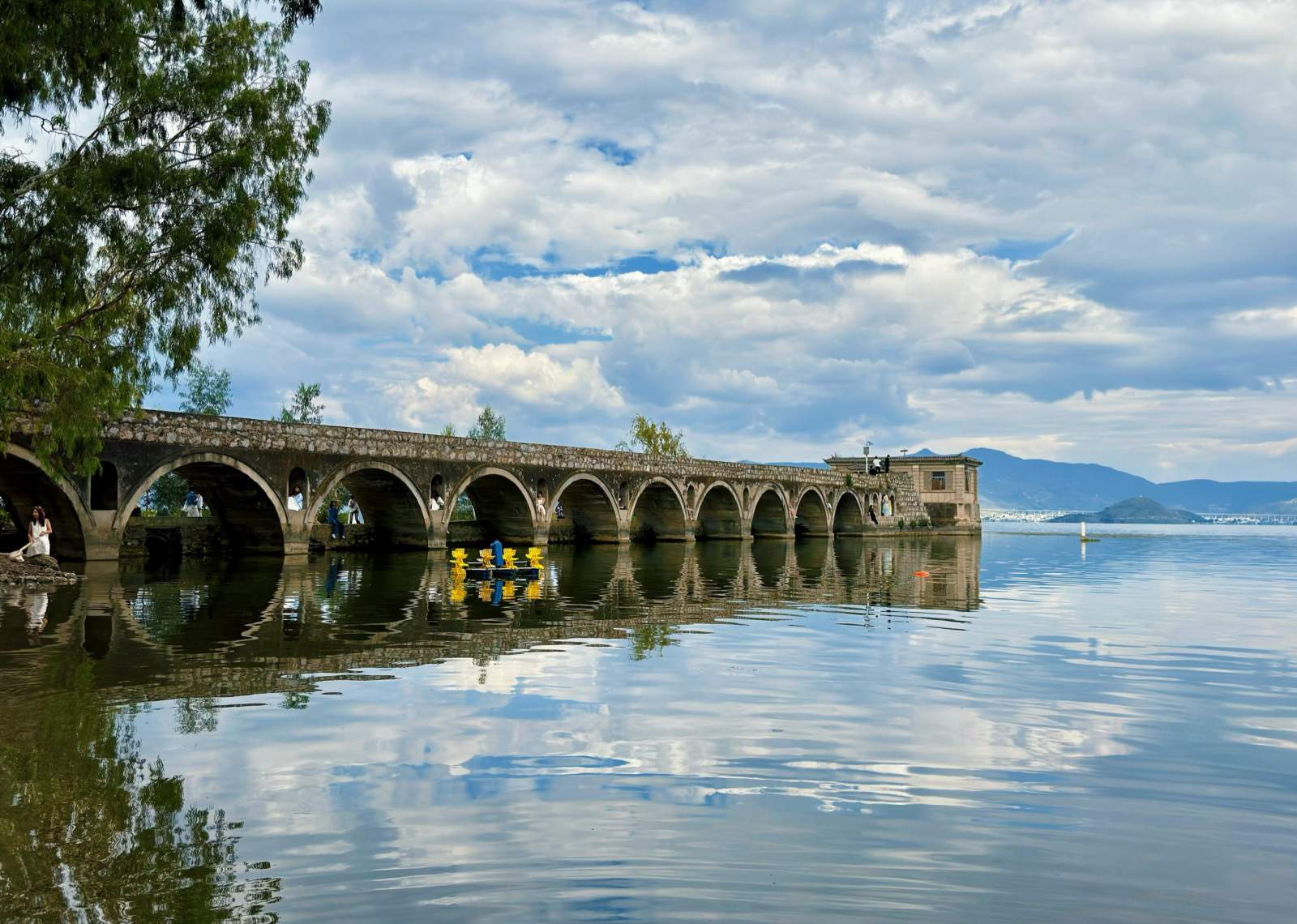 Erhai Ecological Corridor Bridge