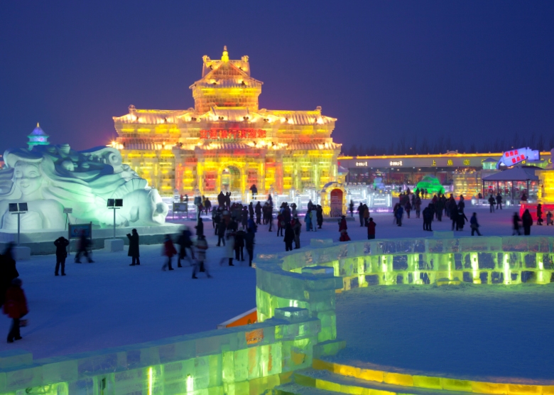 Ice and Snow World at night