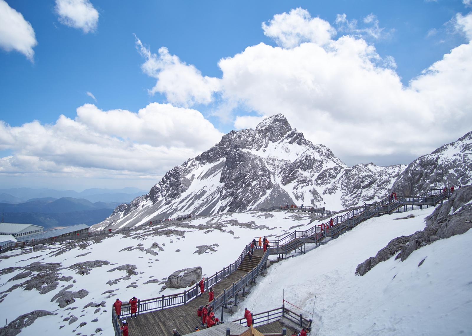 Jade Dragon Snow Mountain
