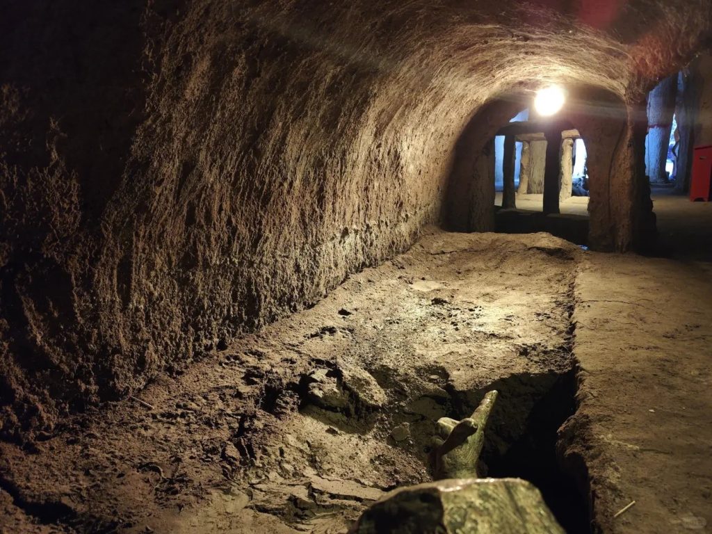 Karez Well