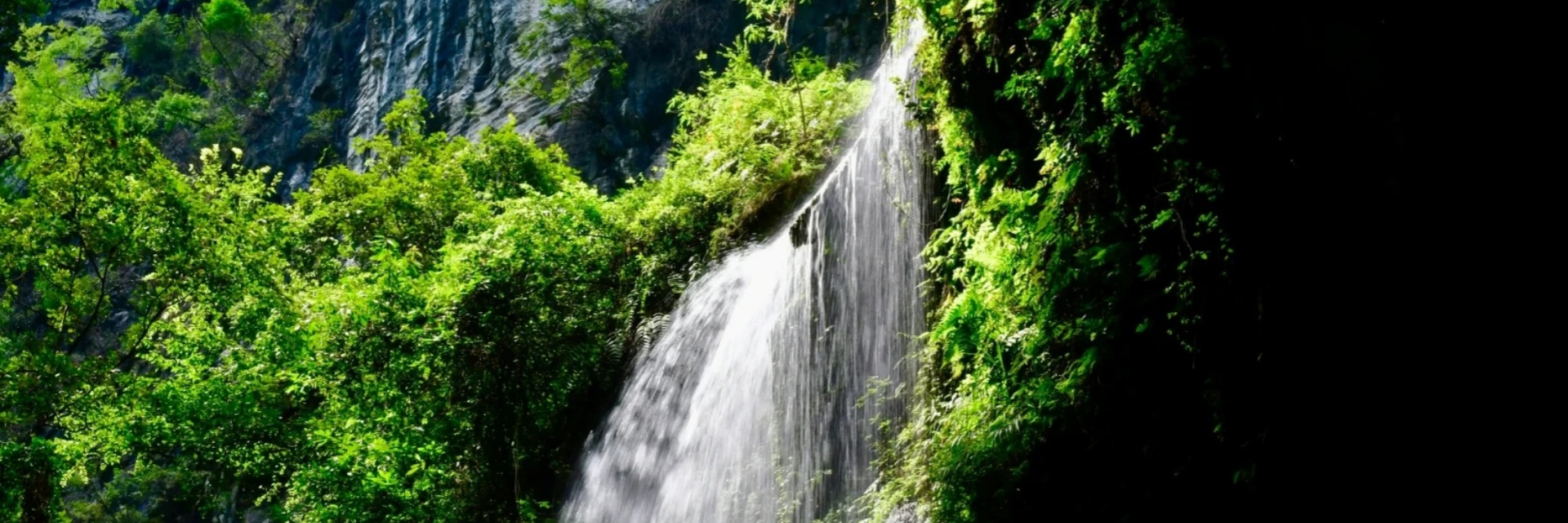Longshui Gorge Ground Fissure