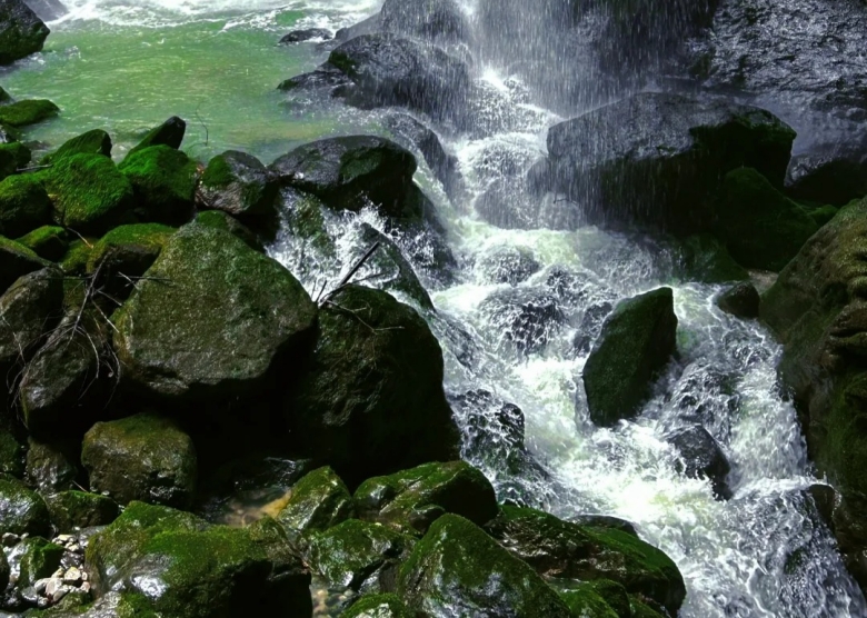 Longshui Gorge Ground Fissure