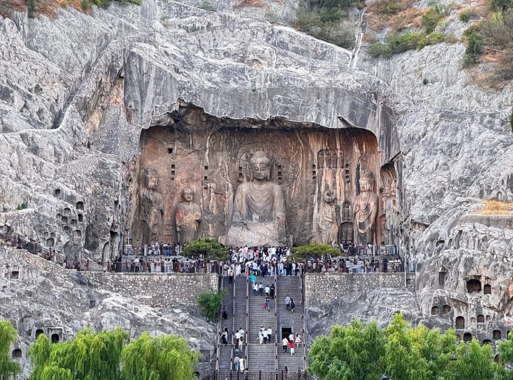 Luoyang Longmen Grottoes