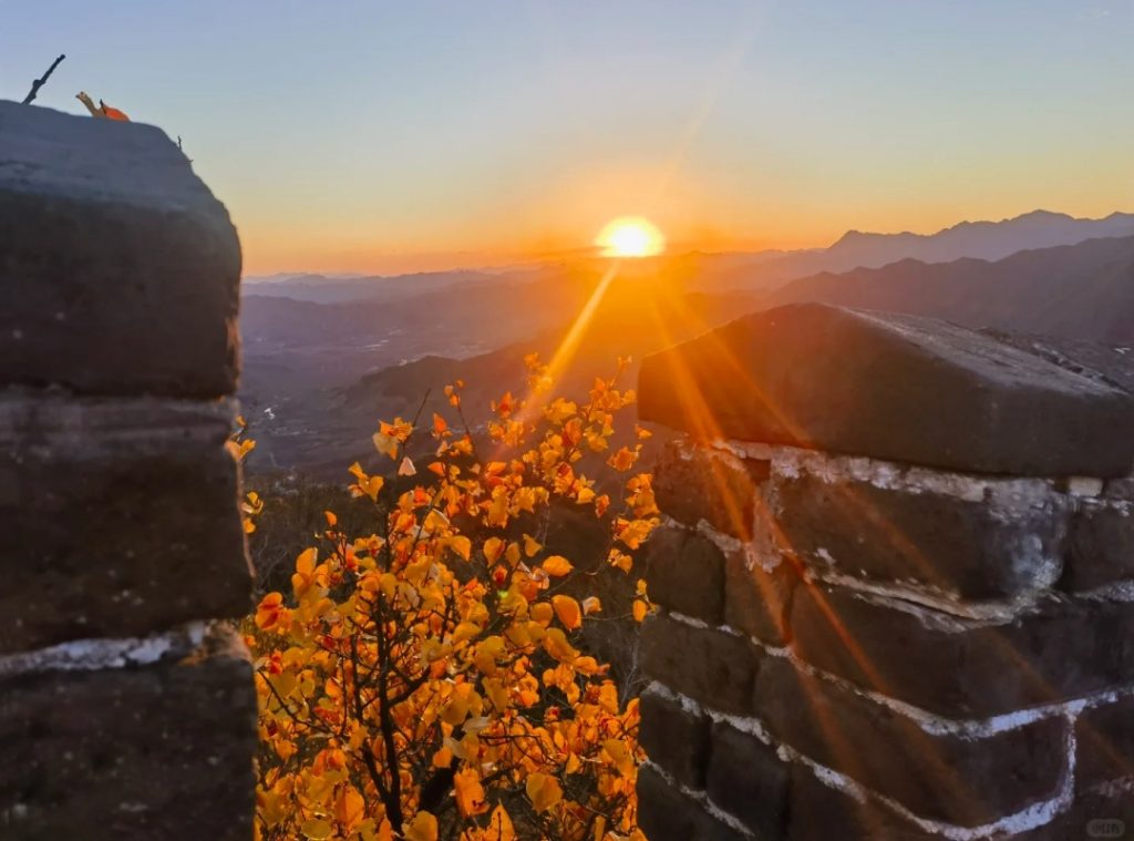 The sunrise at Mutianyu Great Wall