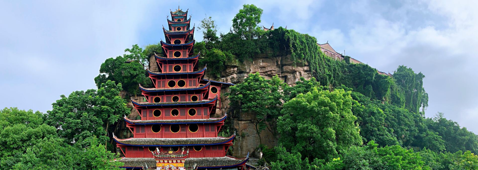 Top Attractions Along the Yangtze River Cruise