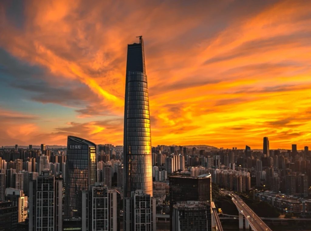 Watching the sunrise from Chongqing Eye