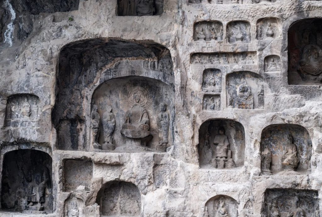 Buddhist niches and statues of Longmen Grottoes