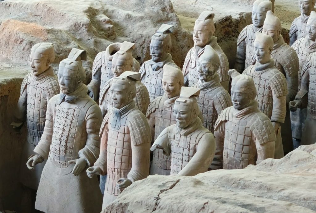 Terracotta soldiers in different hairstyles and clothing