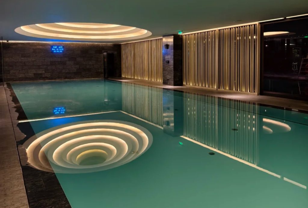 The Upper House Chengdu elegant indoor swimming pool.