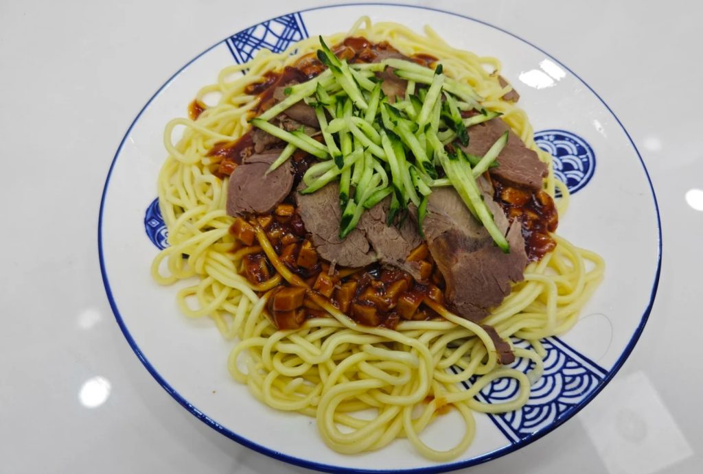 Yellow Noodles with Donkey Meat